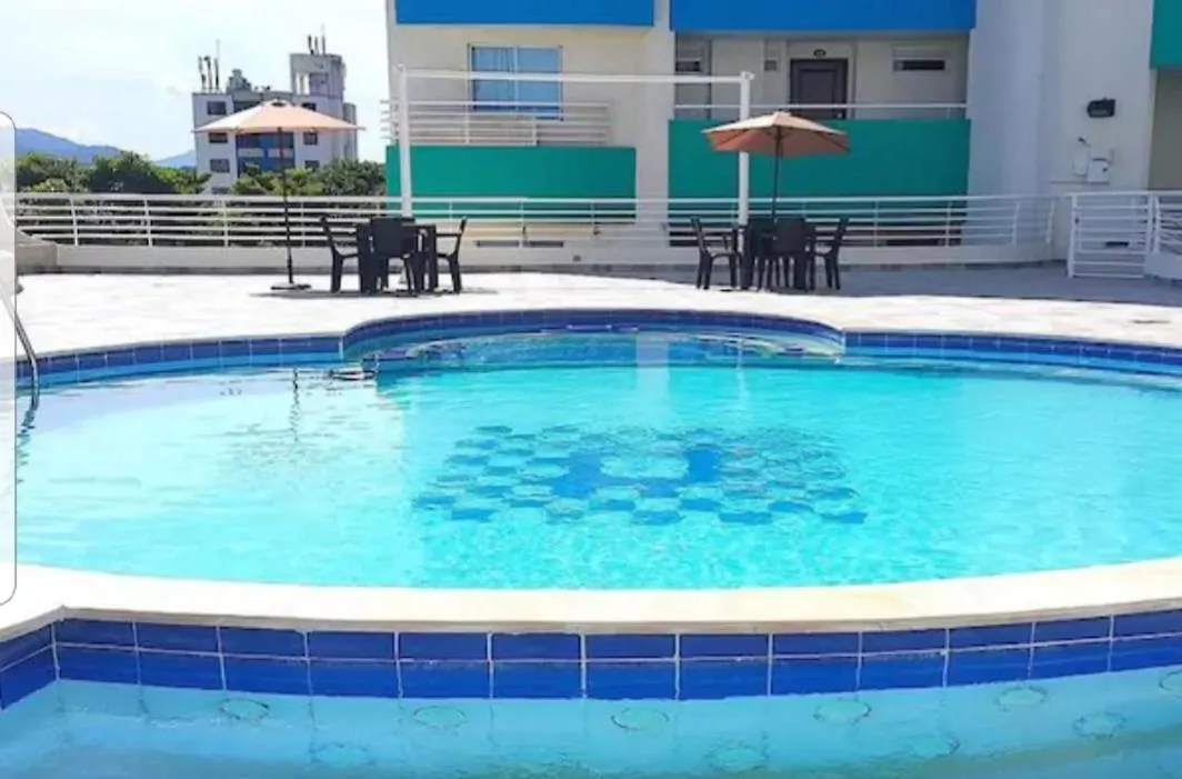 303 El Rodadero, Apartamento Familiar , piscina , parqueadero Santa Marta  Colombia