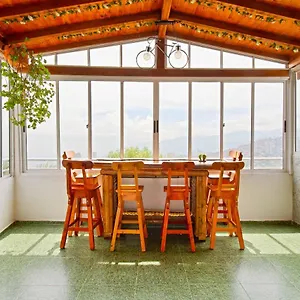 https://magnifica-casa-con-estupendas-vistas-a-la-ciudad.colombiamedellinhotels.com