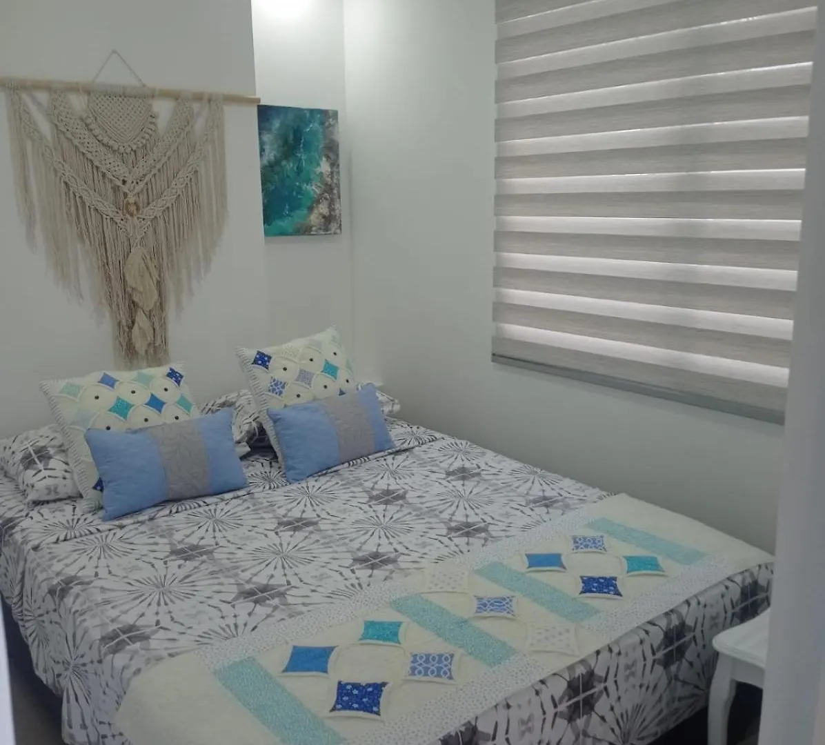 303 El Rodadero, Apartamento Familiar , Piscina , Parqueadero Santa Marta  Lägenhet